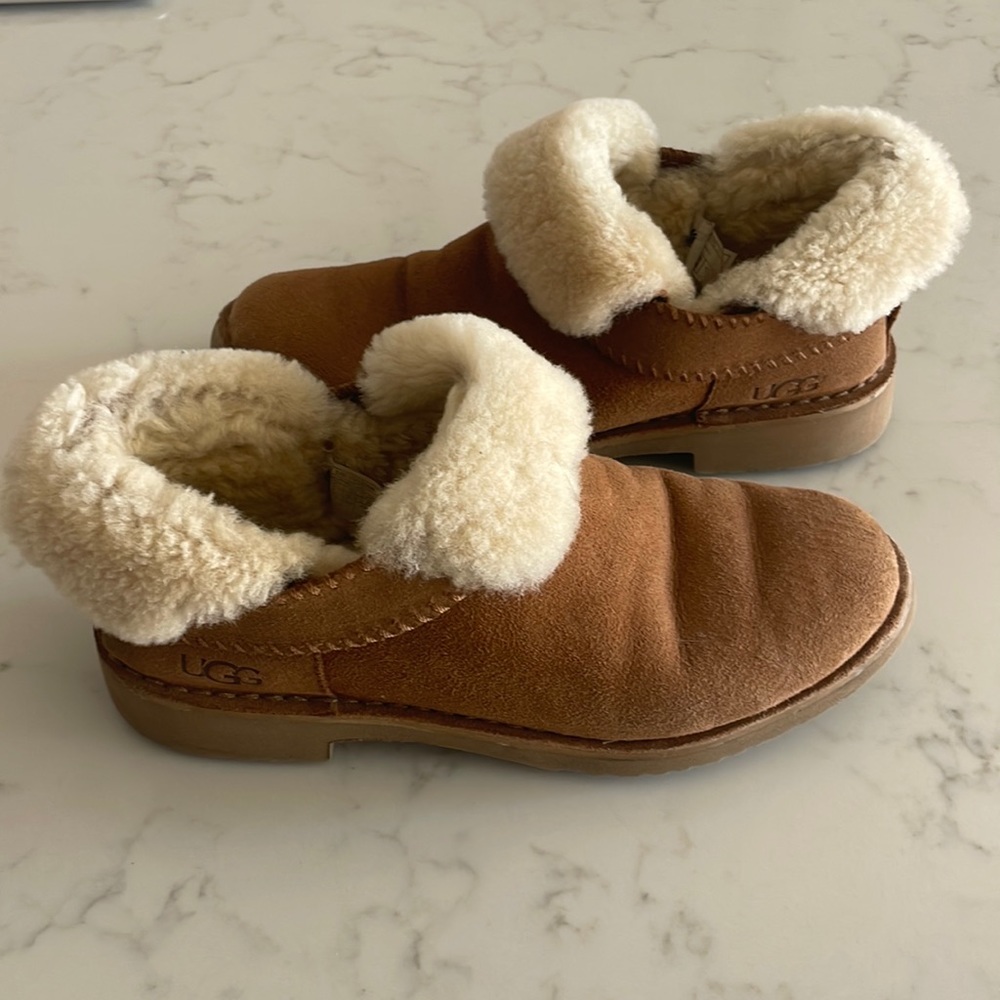 UGG Brown Ankle Boots with Cream Fur